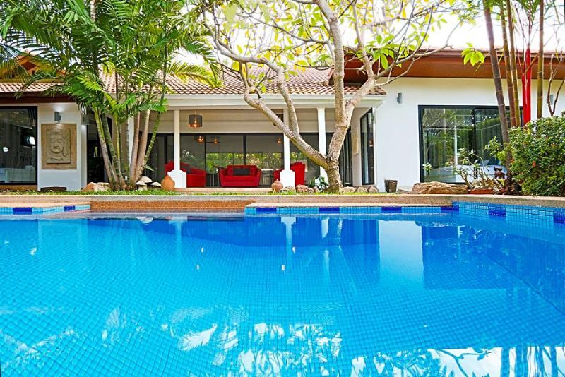 Villa Tortuga Pattaya Jomtien Beach Exterior foto